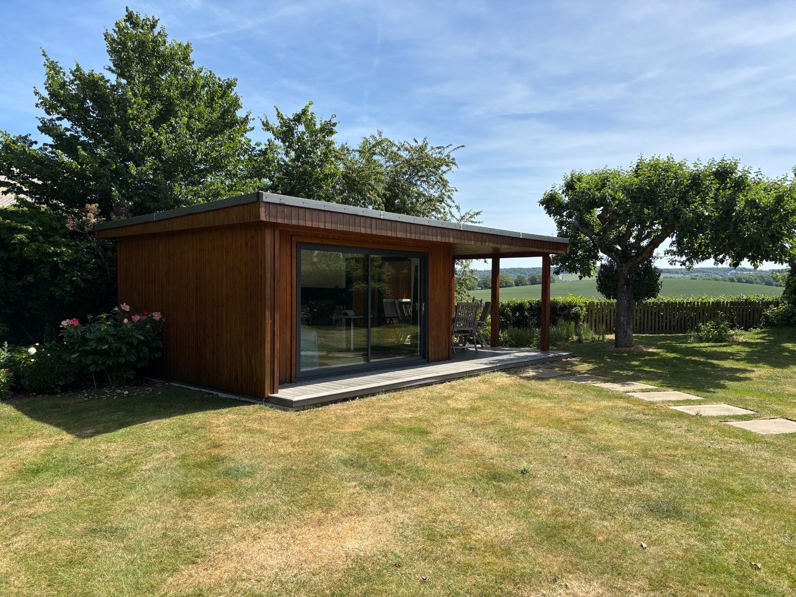 Cedar garden room with covered veranda